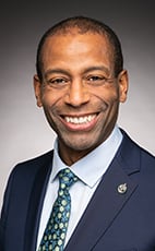 Picture of Greg Fergus