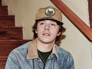 Picture of Dylan Marlowe