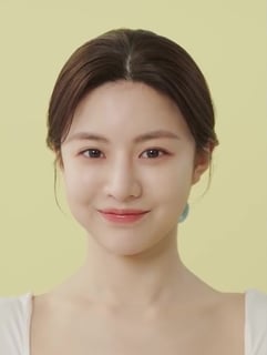 Picture of Go Yoon Jung