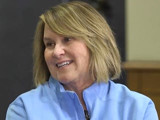 Picture of Amy Adams Strunk