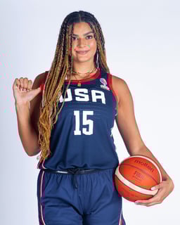 Picture of Lauren Betts