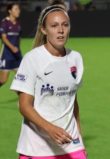 Picture of Rachel Hill
