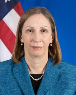 Picture of Lynne M. Tracy