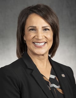 Picture of Lisa Demuth