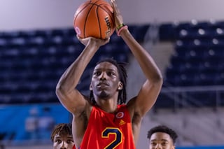 Picture of Aaron Bradshaw