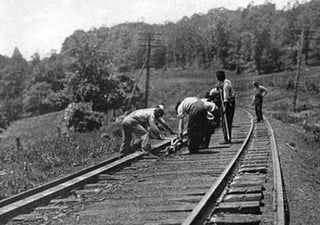 Picture of railway worker