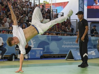 Picture of Breakdancing