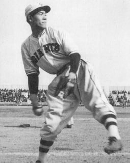 Picture of Eiji Sawamura Award