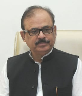 Picture of Tariq Anwar