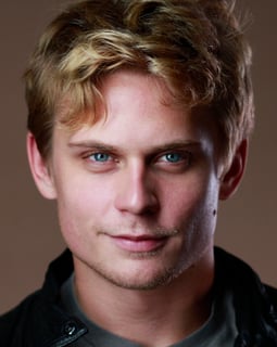 Picture of Billy Magnussen