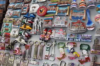 Picture of Souvenir