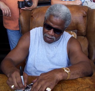 Picture of Earl Campbell