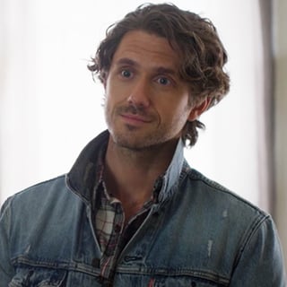 Picture of Aaron Tveit