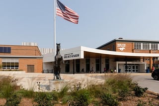 Picture of Downers Grove South High School