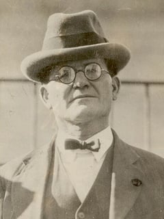 Picture of William Hale