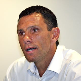 Picture of Gus Poyet
