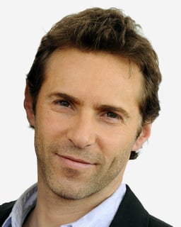 Picture of Alessandro Nivola