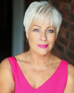 Picture of Denise Welch