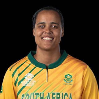 Picture of Chloe Tryon
