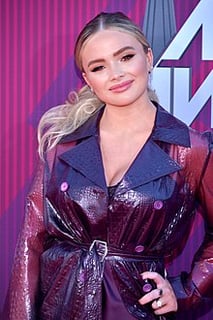 Picture of Natalie Alyn Lind