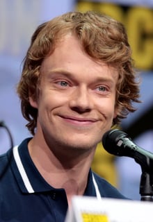 Picture of Alfie Allen