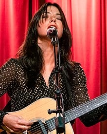 Picture of Sharon Van Etten