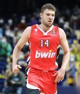Picture of Sasha Vezenkov
