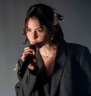 Picture of Gracie Abrams