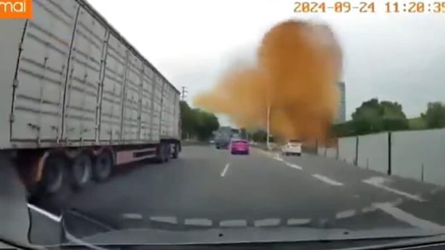 A pipeline burst in China created a 'poop fountain' that drenched cars and pedestrians alike.
