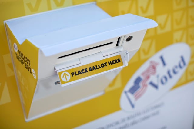 An official Orange County election ballot drop box is shown in Irvine, California, U.S., October 14, 2020.   REUTERS/Mike Blake/File Photo