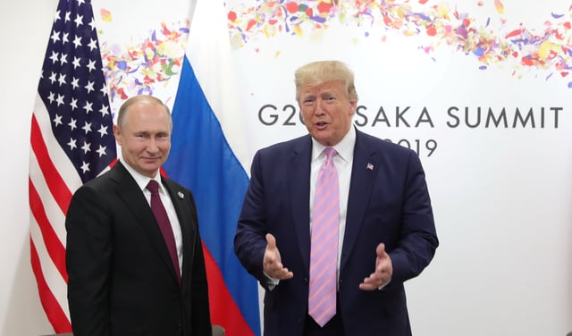 Russia's President Vladimir Putin and U.S. President Donald Trump attend a meeting on the sidelines of the G20 summit in Osaka, Japan June 28, 2019. Sputnik/Mikhail Klimentyev/Kremlin via REUTERS/File Photo