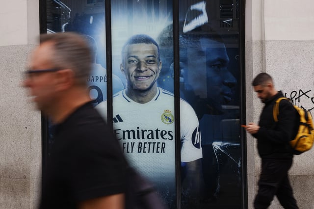 La boutique officielle du Real Madrid, rue Gran Via à Madrid.
