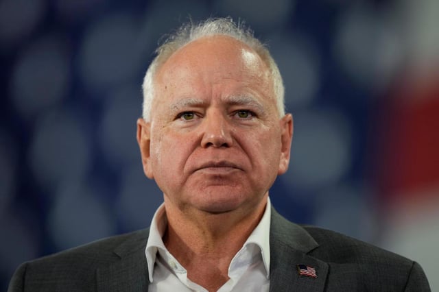 Election_2024_Walz_22124