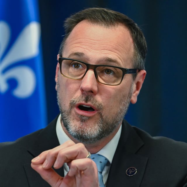 Quebec wants to freeze two immigration programs to reduce the number of permanent immigrants settling in the province by 2025. Immigration Minister Jean-François Roberge holds a press conference concerning the Plan for the French language in Montreal, Sunday, April 28, 2024. THE CANADIAN PRESS/Graham Hughes