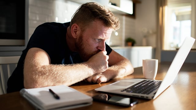 Début 2021, le nombre de salariés en distanciel est retombé à 31% puis à 26% en 2023.