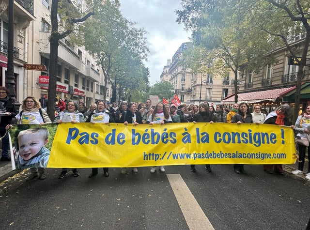 Le collectif «Pas de bébés à la consigne» a appelé à une grande mobilisation nationale mardi 19 novembre.