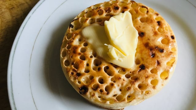 Crumpets will face advert restrictions on TV and in social media adverts to try and reverse obesity in the UK