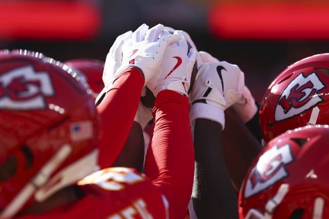 Nike NFL Renew Deal