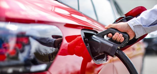 Der Kauf von E-Autos soll mit einem Ladeguthaben von 1000 Euro attraktiver gemacht werden