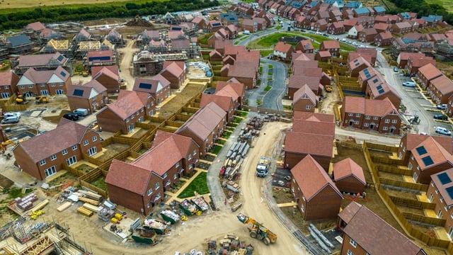 Ambitious plans aim for 370,408 new homes a year