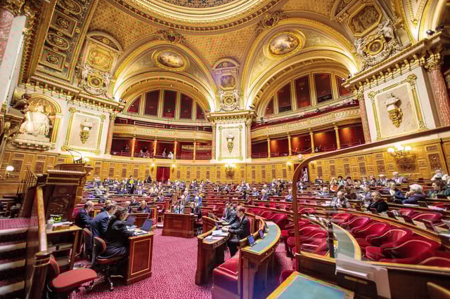 Le Sénat.