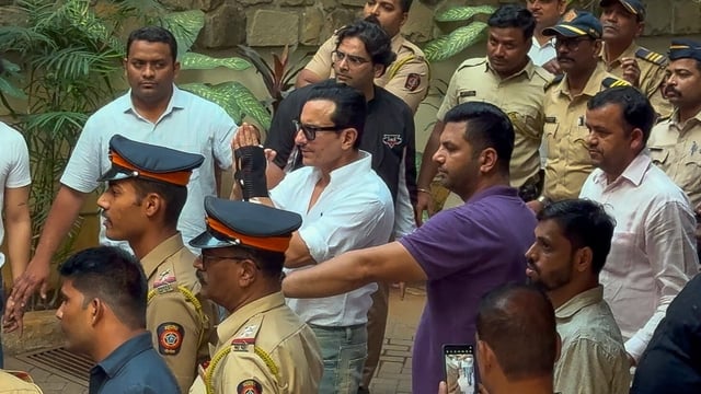 Saif Ali Khan stabbing case: Bollywood actor Saif Ali Khan discharged from Lilavati Hospital 5 days after the stabbing incident and back to home. Mumbai, India. Jan 21, 2025. 