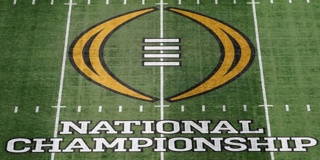 2S836MH Atlanta, United States. 20th Jan, 2025. The National Championship logo is displayed at the 50 yard line inside Mercedes-Benz Stadium before the start of the 2024-25 College Football Playoff National Championship Game between Notre Dame Fighting Irish and Ohio State Buckeyes in Atlanta, GA on Monday, January 20, 2025. Photo by Camden Hall/UPI Credit: UPI/Alamy Live News