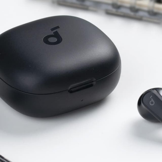 The Anker Soundcore P20i's charging case extends their battery life by up to 30 hours.