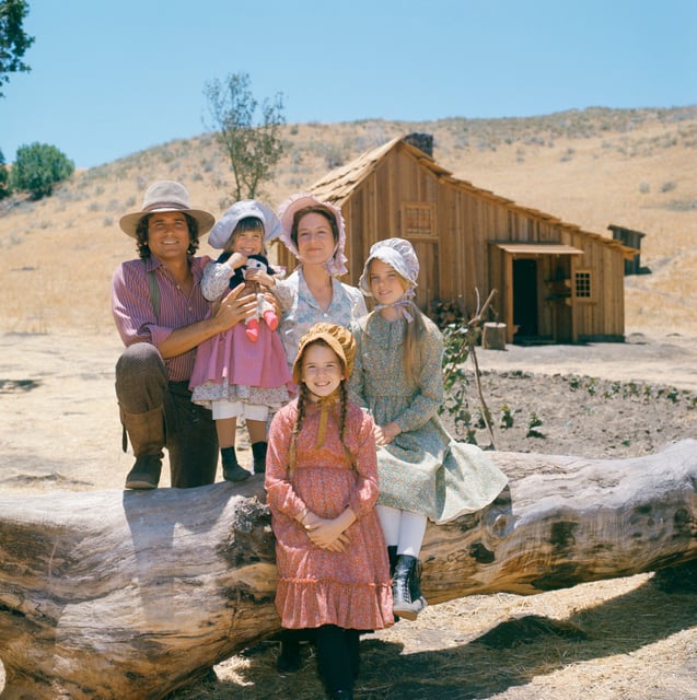 LITTLE HOUSE ON THE PRAIRIE -- Season 1 -- Pictured: (clockwise from left) Michael Landon as Charles Philip Ingalls, Lindsay or Sydney Greenbush as Carrie Ingalls, Karen Grassle as Caroline Quiner Holbrook Ingalls, Melisssa Sue Anderson as Mary Ingalls Kendall, Melissa Gilbert as Laura Ingalls Wilder