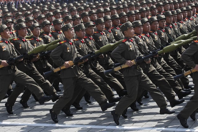 N.Korean soldiers