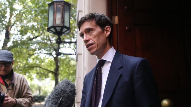 Rory Stewart said: “We should start worrying when politicians become theologians”