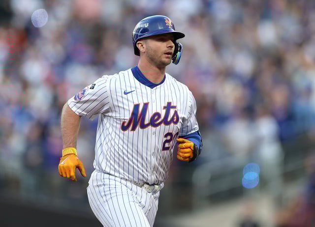 NEW YORK, NEW YORK - OCTOBER 18: Pete Alonso #20 of the New York Mets rounds the bases after hitting a three-run home run in the first inning against the Los Angeles Dodgers during Game Five of the National League Championship Series at Citi Field on October 18, 2024 in New York City.