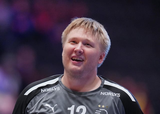 Dänemarks Torhüter Emil Nielsen wurde nach dem Halbfinale als „Player of the Match“ ausgezeichnet