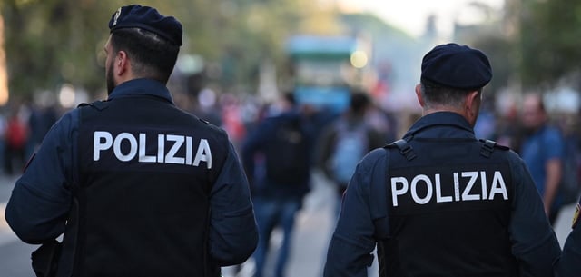 Krawalle nach einem Erstligaspiel in Italien: Die Polizei nahm mehrere Personen fest